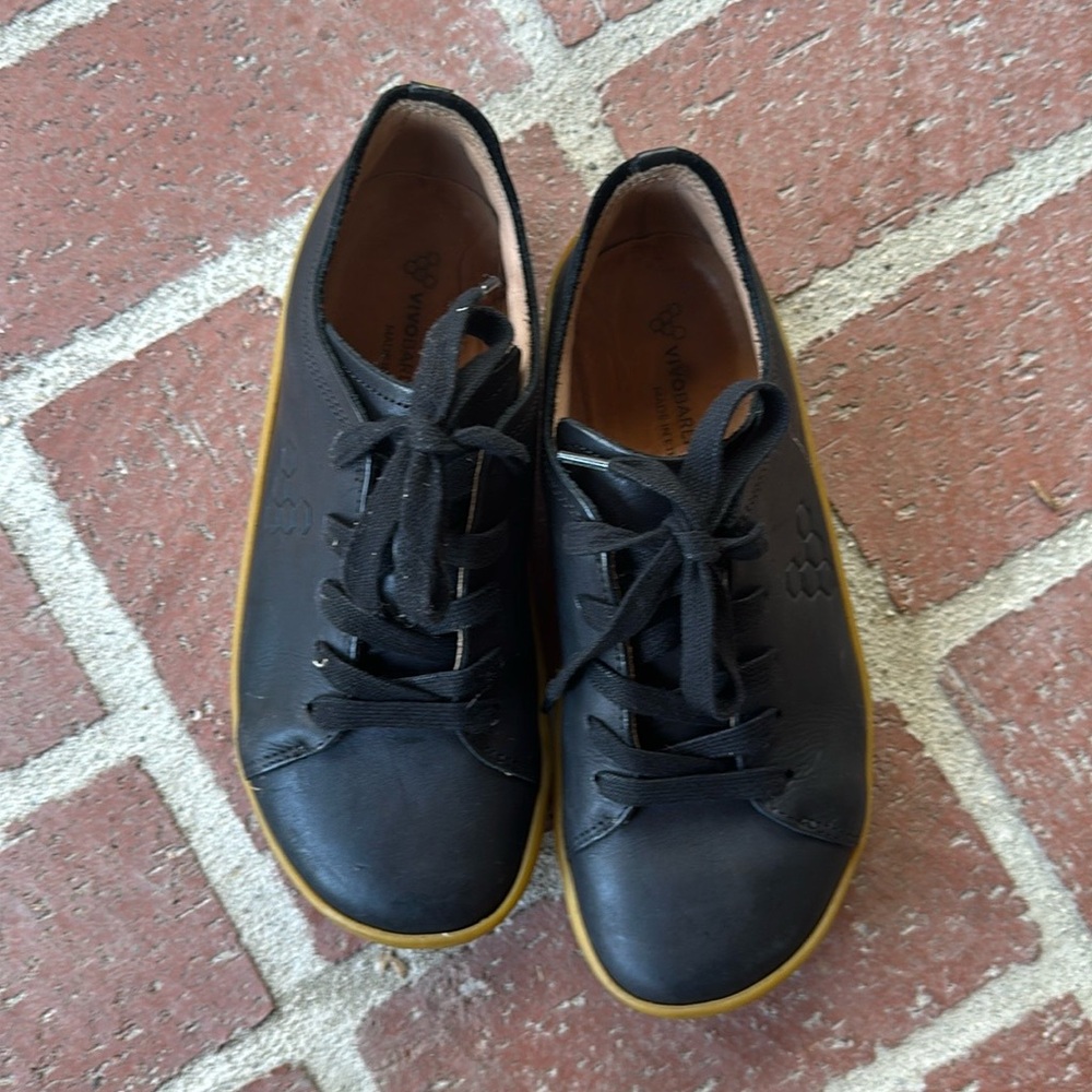 Vivo Barefoot Addis
